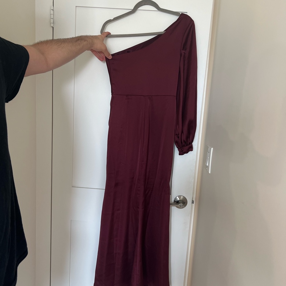 Revelry Red Ruched One-Shoulder Gown - Picture 2 of 3